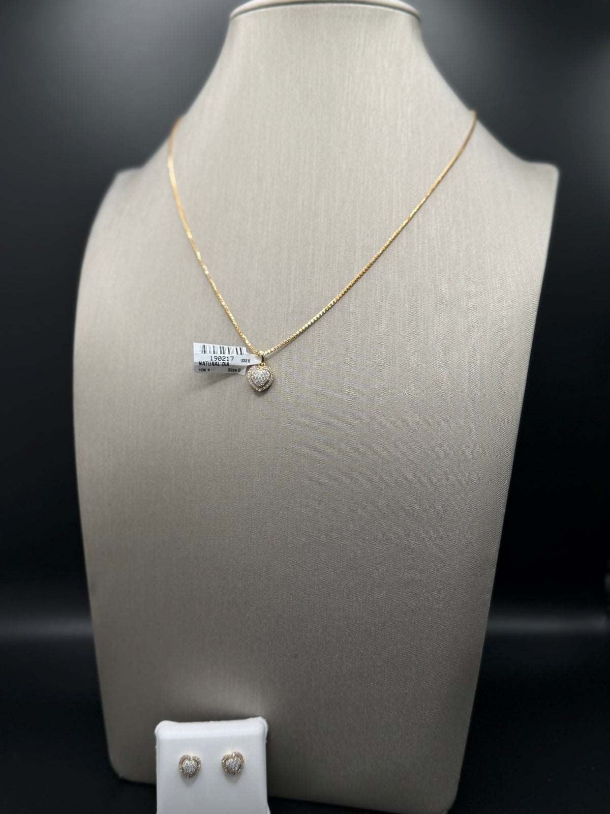 Conjunto de oro 10k con diamantes