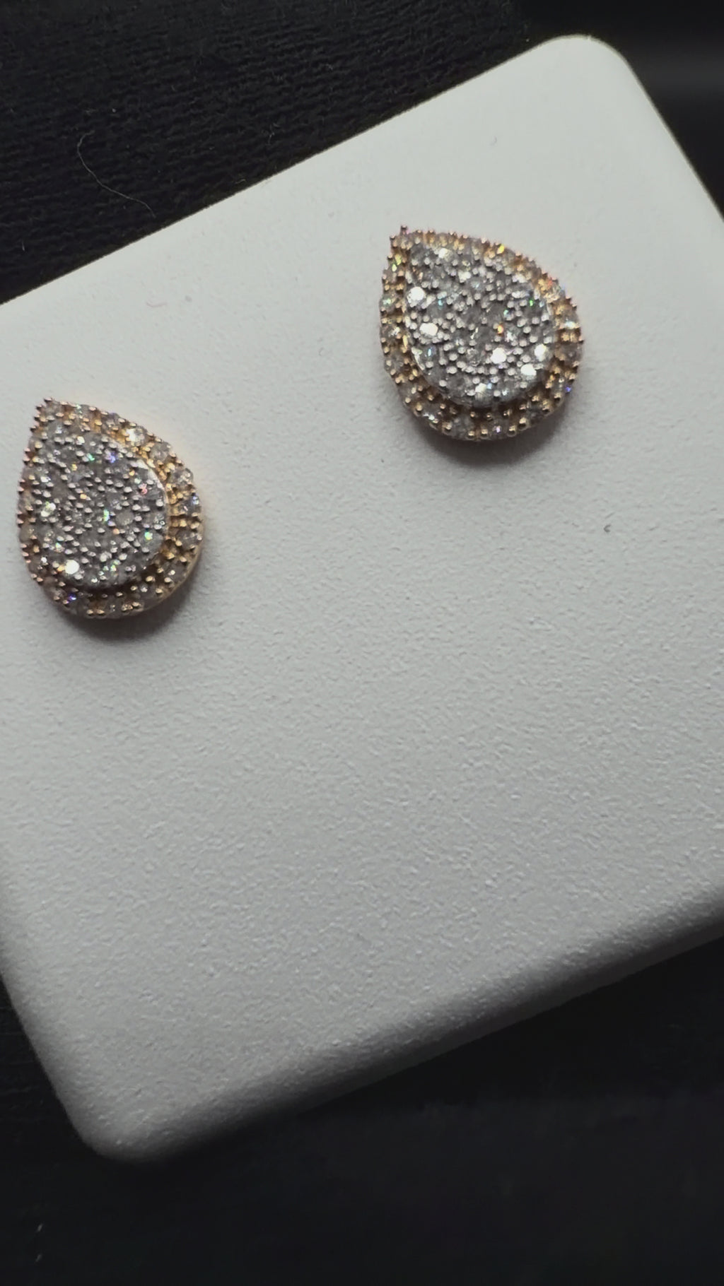Aretes de oro 10k con diamantes naturales